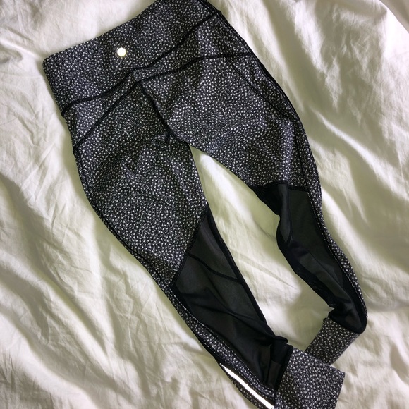 Lululemon leggings - Picture 2 of 2